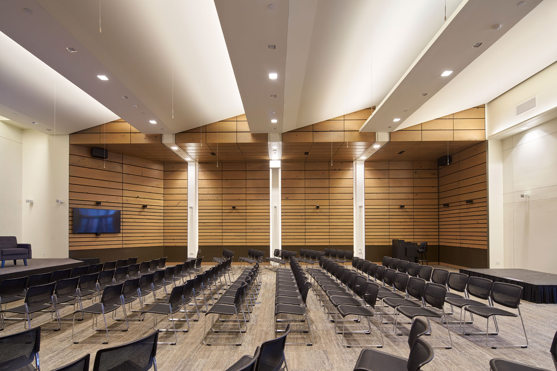 The Commonwealth Club of California’s new location on San Francisco’s waterfront is in an existing historic structure built in 1910 and was the site of the 1934 Longshoreman’s strike; the building has an aggressive sustainability agenda and is targeting LEED Gold certification, and provides meeting spaces, an auditorium, a library, and a boardroom.